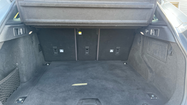 Jaguar F-Pace 2.0d [180] Chequered Flag 5dr Auto AWD Diesel Estate